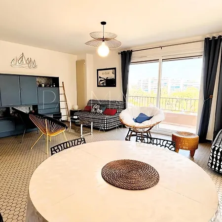 Apartment Les Pins, Balcon, Parking, Clim - Palmazur